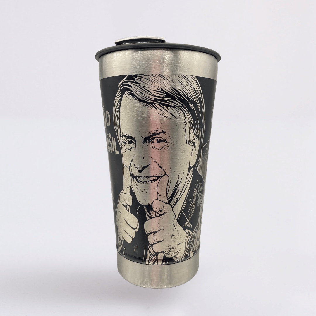 Mito Patriota #03 – Copo Térmico Preto Personalizado 360° a Laser + Brinde